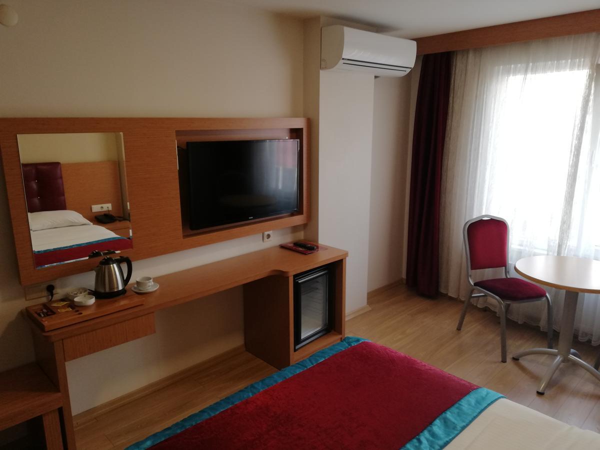 Bursa Sahin Hotel Exterior foto